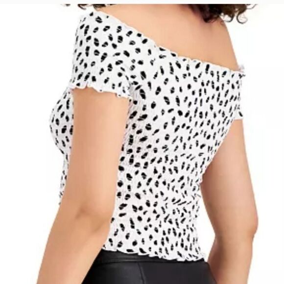 BAR III Women's Black & White Animal Printed Off-The-shoulder Smocked Fitted Top - Picture 4 of 10